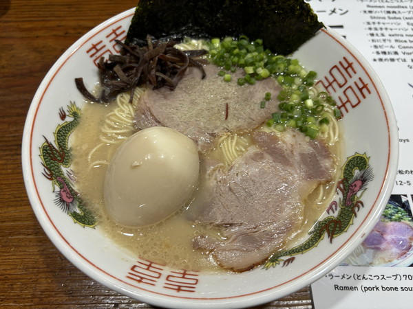 ごんぞうラーメンの豚骨